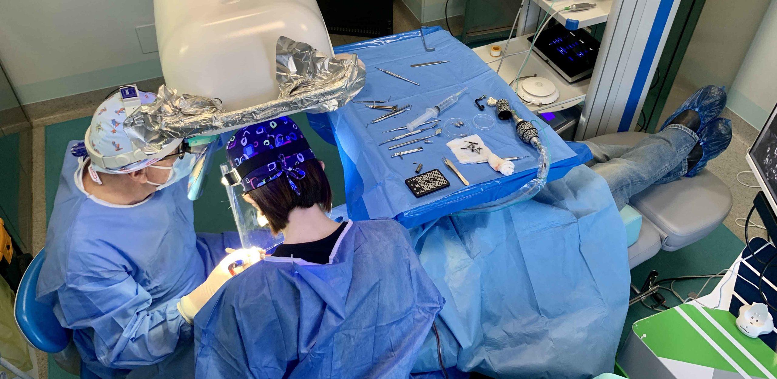 Salvare un impianto con la rigenerativa implantare